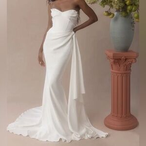 Sarah Seven ‘Alcott’ Gown